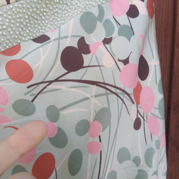 LAUNDRY BY SHELLI SEGAL | 100% Silk Pastel Green Pink Beaded Knee Length Skirt 6 - Picture 7 of 11